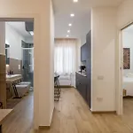 Three Moons Boutique House/calypso サレルノ