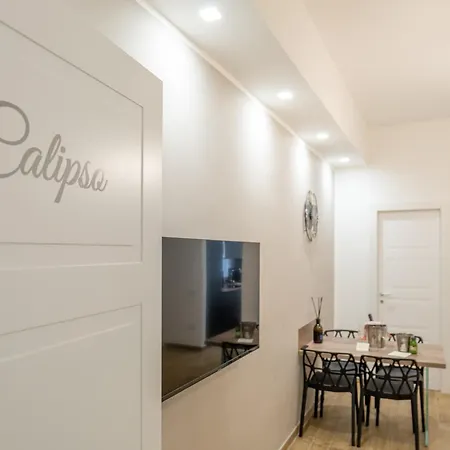 Three Moons Boutique House/calypso Apartamento *